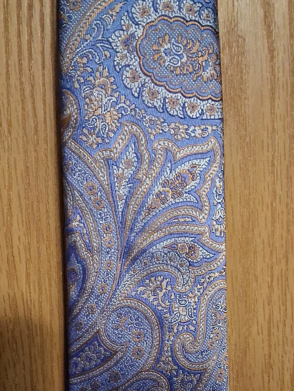 NWOT David Donahue Blue And Gold Paisley Silk Tie